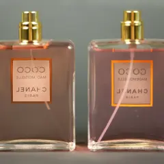 Dwa flakony perfum Chanel Coco Mademoiselle. Czy perfumy na lotnisku są oryginalne?