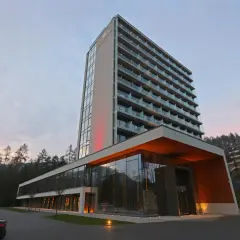 Nowoczesny hotel Pieniny Grand w Szczawnicy. Wiele pozytywnych opinii o tym miejscu.
