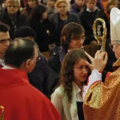Ile trwa bierzmowanie? Poznaj czas trwania i ważne szczegóły ceremonii