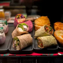 Jak zwijać tortillę na kebab? Farsz już nigdy nie wypadnie!