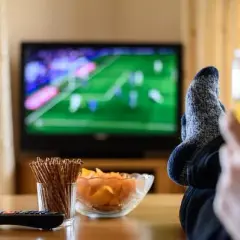 Jakie przekąski jemy podczas oglądania meczu fortuniada, aby nie nudzić się?
