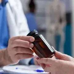 Venta de medicamentos sin receta médica: compra segura y legal en España