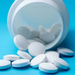 Jakie leki na anginę? Antybiotyk czy domowe metody?