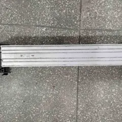Chłodnica powietrza, czyli intercooler, to kluczowy element w turbodoładowanych silnikach. Ten konkretny model jest przeznaczony do BMW.