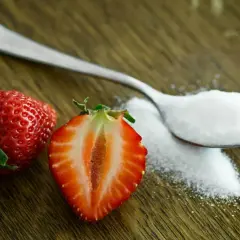 70g cukru: Ile to łyżeczek i dlaczego to za dużo? Przeliczniki + zdrowie
