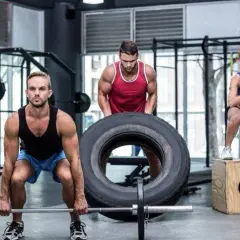 CrossFit dla początkujących: Jak wygląda trening krok po kroku?