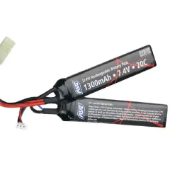 Dwie baterie do asg 7.4V 1300mAh z przewodami i wtyczkami.