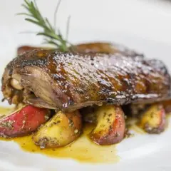Gdzie zjeść w Golubiu-Dobrzyniu? Odkryj najlepsze lokale gastronomiczne