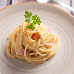 Carbonara Italiana: El Secreto de la Receta Auténtica sin Nata