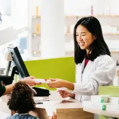 Recetar medicamentos fuera de mi comunidad: ¿Es posible y cómo?