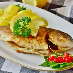 Ile piec rybę w piekarniku? Sprawdź idealny czas i temperaturę