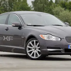 Jaguar XF 2.2 Diesel – co to za silnik i jakie ma osiągi?