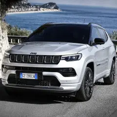 Jeep Compass czy warto kupić? Poznaj ukryte wady i zalety