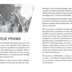 Grupa młodych ludzi na demonstracji, z hasłem "TWOJE PRAWA". To grafik pracy o prawach dziecka.