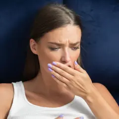 Objawy H. pylori w jamie ustnej: Nieświeży oddech i co dalej?