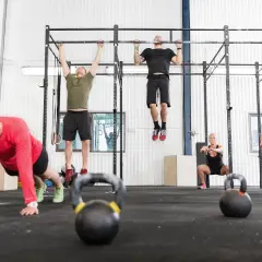 CrossFit: Czy warto? Pełna prawda o treningu, kosztach i efektach