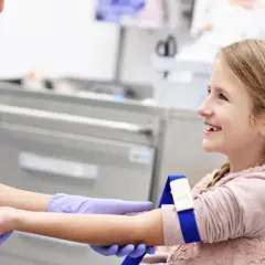 Podwyższone CRP u dziecka bez gorączki: Ciche sygnały, co dalej?