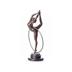 Bronzeskulptur einer Gymnastin mit Reifen auf Sockel.