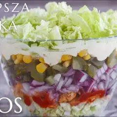 Jak perfekcyjnie układać warstwy w sałatce gyros – proste triki na idealną prezentację