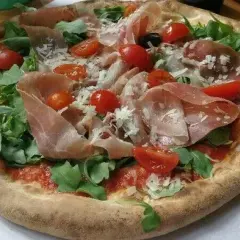 Gdzie zjeść w Lecco? Odkryj najlepsze restauracje i smaki