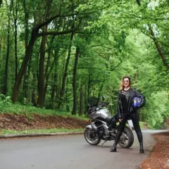 Gotowe trasy motocyklowe w Polsce - odkryj piękne szlaki i atrakcje