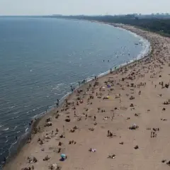 Gdzie sinice w Bałtyku? Sprawdź niebezpieczne kąpieliska teraz