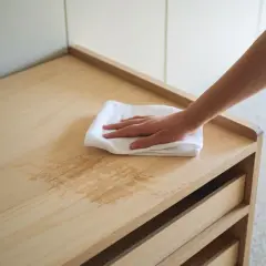 Plama z farby do włosów? Poznaj sekrety skutecznego usuwania!
