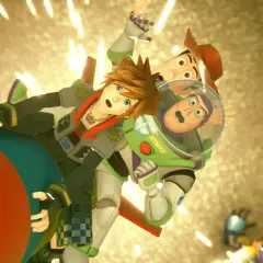 Sora, Buzz Astral i Woody w Kingdom Hearts 3 wpadają na siebie, walcząc z UFO.