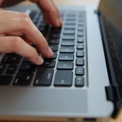 Zablokowana klawiatura Lenovo? Odblokuj ją! Szybkie i skuteczne metody