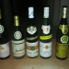 Gdzie sprzedać stare wino? Odkryj najlepsze miejsca i porady