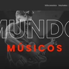 Un músico toca la guitarra en un escenario, con el texto "Mundo Músicos" superpuesto. Un ejemplo de dossier de prensa para artistas.