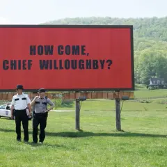 Film Trzy billboardy za Ebbing Missouri - mocna opowieść o walce o prawdę