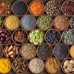 Ziołowe inspiracje – aromatyczne przepisy na każdą okazję