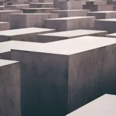Définition du béton : Comprendre ses composants et ses usages essentiels