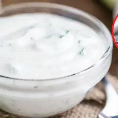 Przepis na sos czosnkowy jak z restauracji - zrób go w domu!