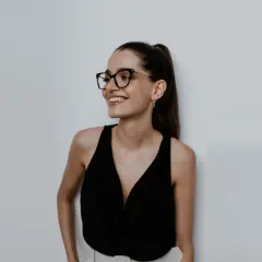 Jakie oprawki do okularów są teraz modne - trendy, które musisz znać