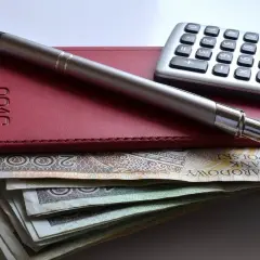 Jak założyć lokatę w banku – prosty przewodnik krok po kroku dla początkujących