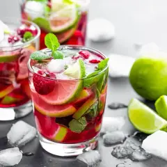 Orzeźwiające drinki na lato, które zachwycą Twoje podniebienie