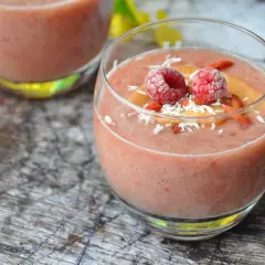 Jak zrobić koktajl z melona? 7 przepisów na lato pełne smaku!