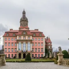 Co zwiedzić w Wałbrzychu? Kompletny przewodnik po atrakcjach
