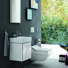 Jak urządzić małe WC w bloku, by zyskać więcej przestrzeni i stylu