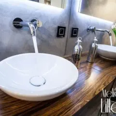 Płytki imitujące beton w łazience: trendy, porady i inspiracje