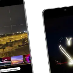 Dwa telefony pokazują, jak włączyć naświetlanie w telefonie. Na jednym widać nocny widok miasta i opcje trybów, na drugim serce zrobione światłem.