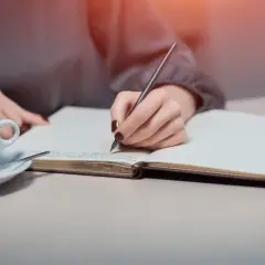 Jak napisać kartkę na mszę za zmarłego, aby wyrazić szacunek