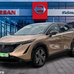 Złoty Nissan Ariya 100% elektryczny na placu dealera Polmotor. Czekamy na nissan ariya test!