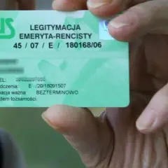 Co oznacza symbol i numer świadczenia ZUS? Kluczowe informacje dla Ciebie