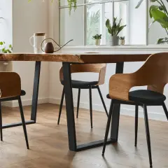 Jakie krzesła do ciemnego stołu? Inspiracje i porady