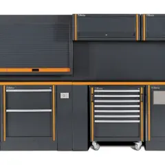 Ensemble d'ateliers modulaires gris et orange de marque Beta, avec tiroirs, armoires et un volet roulant.