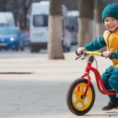 Jak nauczyć się jeździć na rowerze bez frustracji i upadków