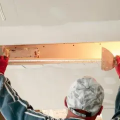 Czy na karton gips kładzie się gładź? Oto, co musisz wiedzieć